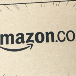 Amazonからの品が、ドラえもん箱で届いた。