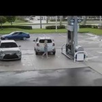 セルフのガソリンスタンドでは泥棒に狙われていると思え！