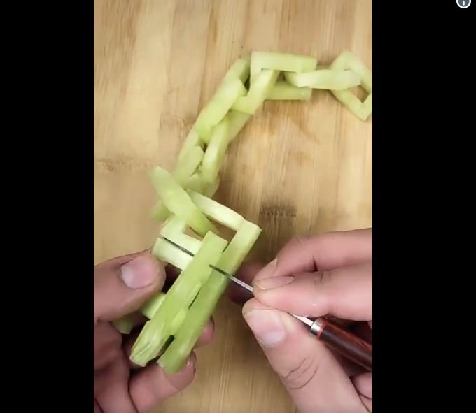 野菜で鎖を作る方法